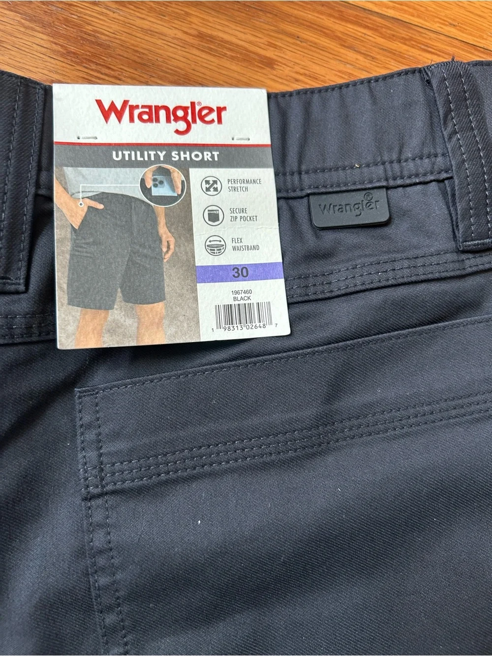 NWT Wrangler Men's Black Performance Utility Shorts size 30
